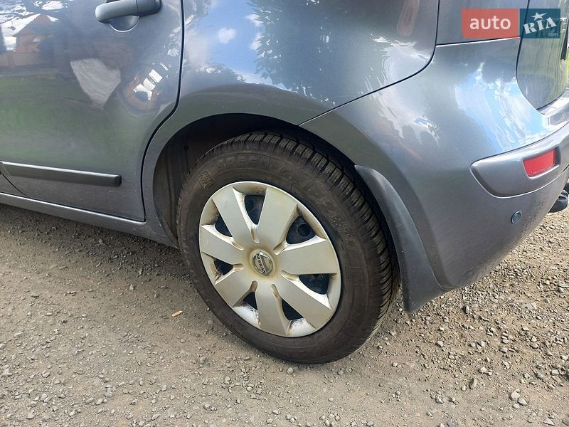 Хэтчбек Nissan Note 2009 в Луцке