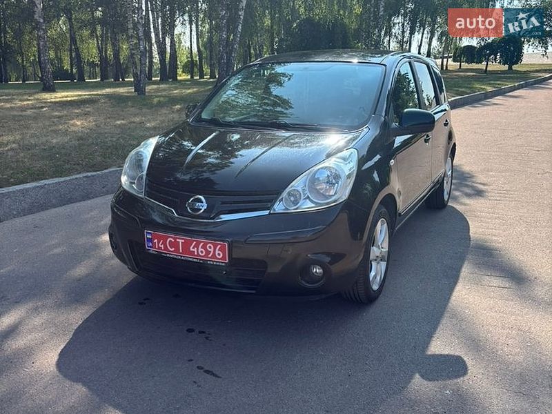 Хетчбек Nissan Note 2010 в Житомирі