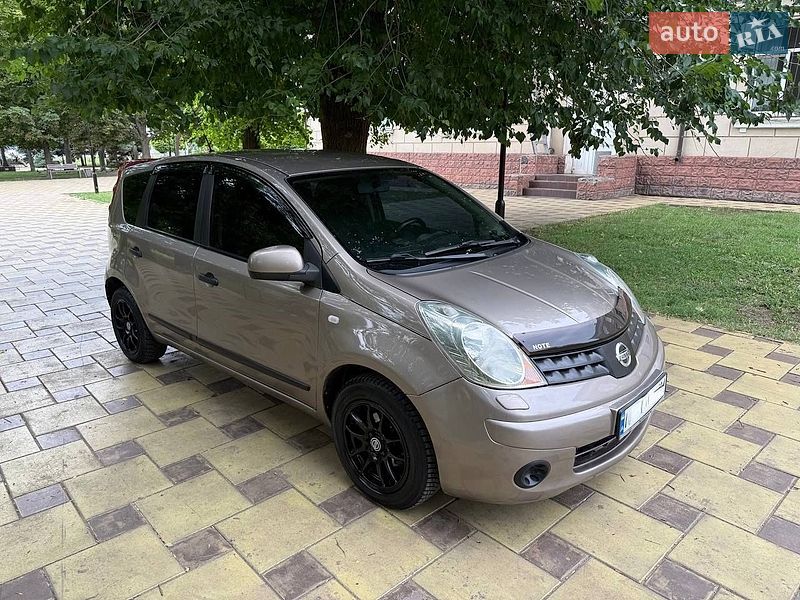 Хэтчбек Nissan Note 2008 в Кривом Роге