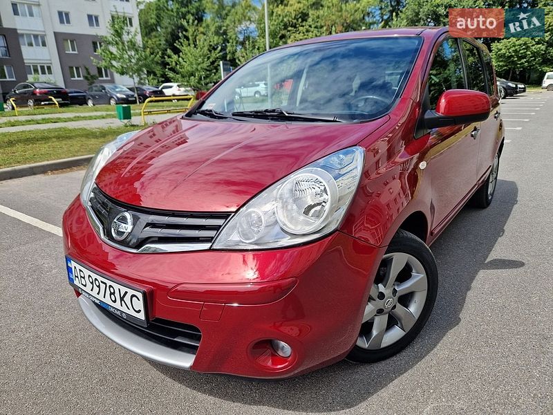 Хэтчбек Nissan Note 2011 в Виннице