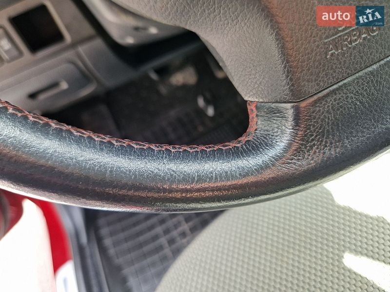 Хэтчбек Nissan Note 2011 в Виннице