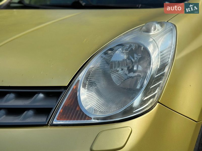 Хетчбек Nissan Note 2007 в Рівному