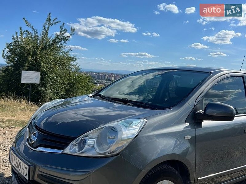 Хетчбек Nissan Note 2010 в Надвірній
