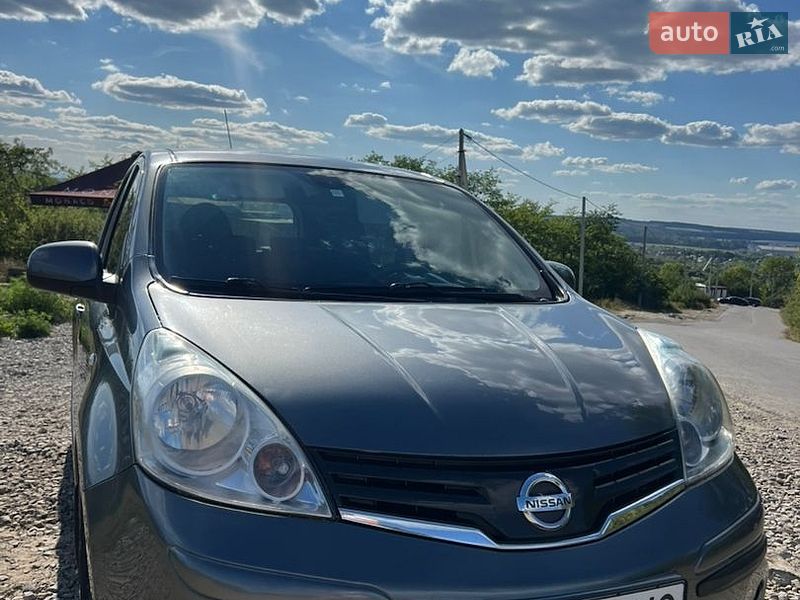 Хетчбек Nissan Note 2010 в Надвірній