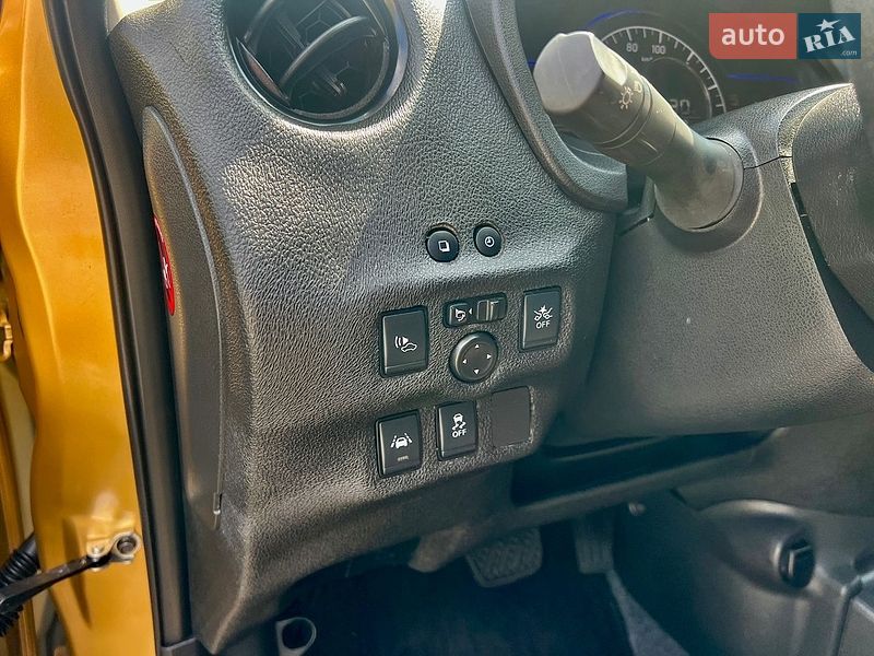 Хэтчбек Nissan Note 2019 в Киеве