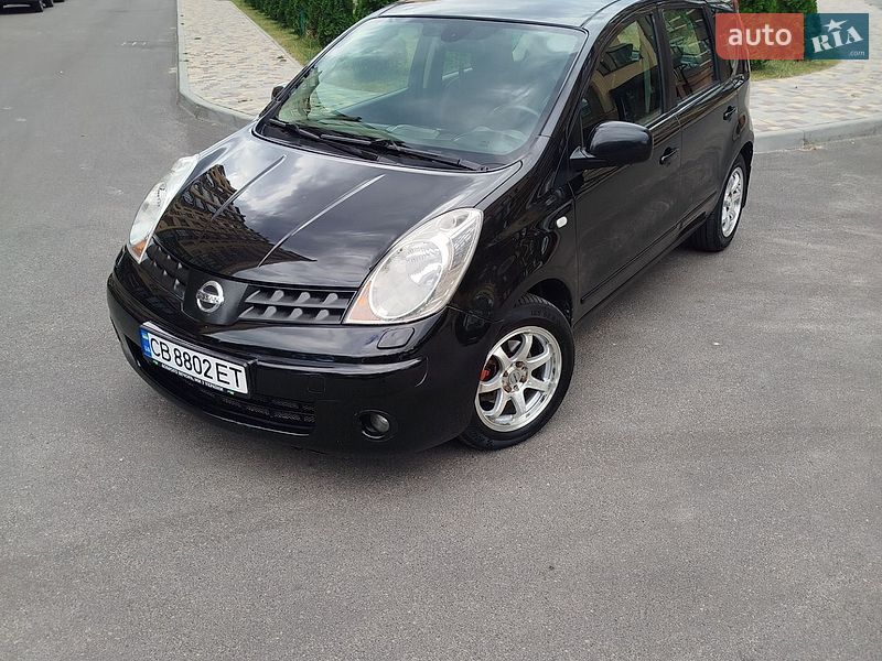 Хэтчбек Nissan Note 2008 в Чернигове