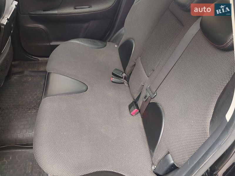 Хэтчбек Nissan Note 2008 в Чернигове