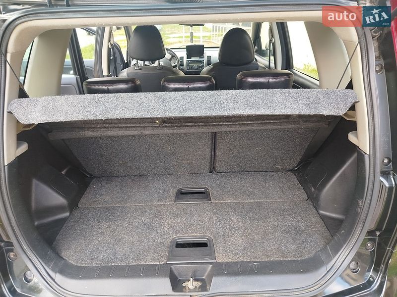 Хэтчбек Nissan Note 2008 в Чернигове