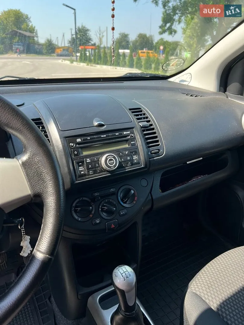 2011 Nissan Note - мініатюра 9