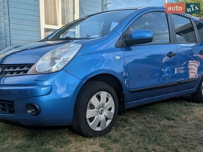 Хетчбек Nissan Note 2008 в Надвірній