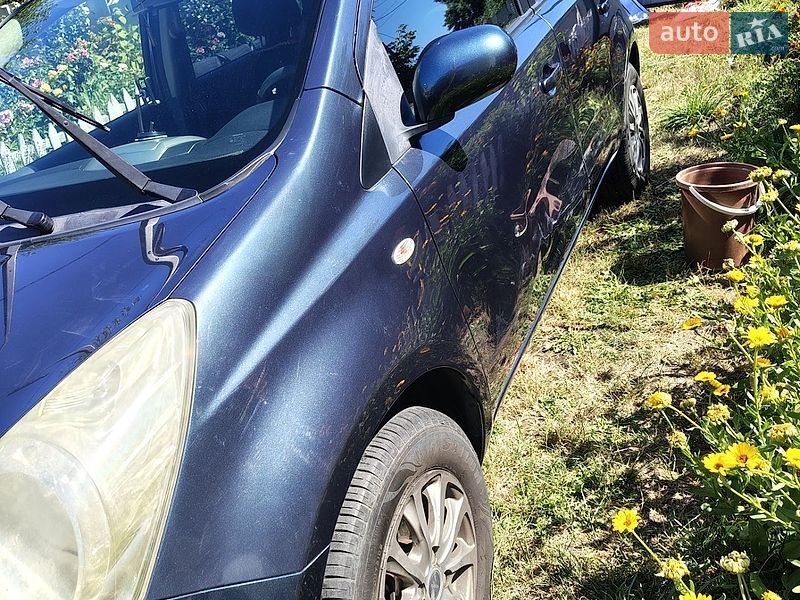 Хэтчбек Nissan Note 2011 в Киеве