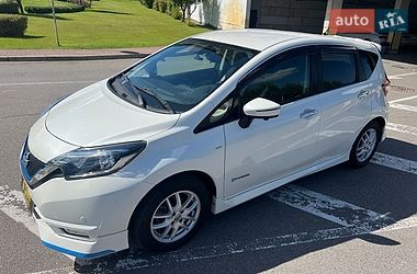 Хэтчбек Nissan Note 2018 в Киеве