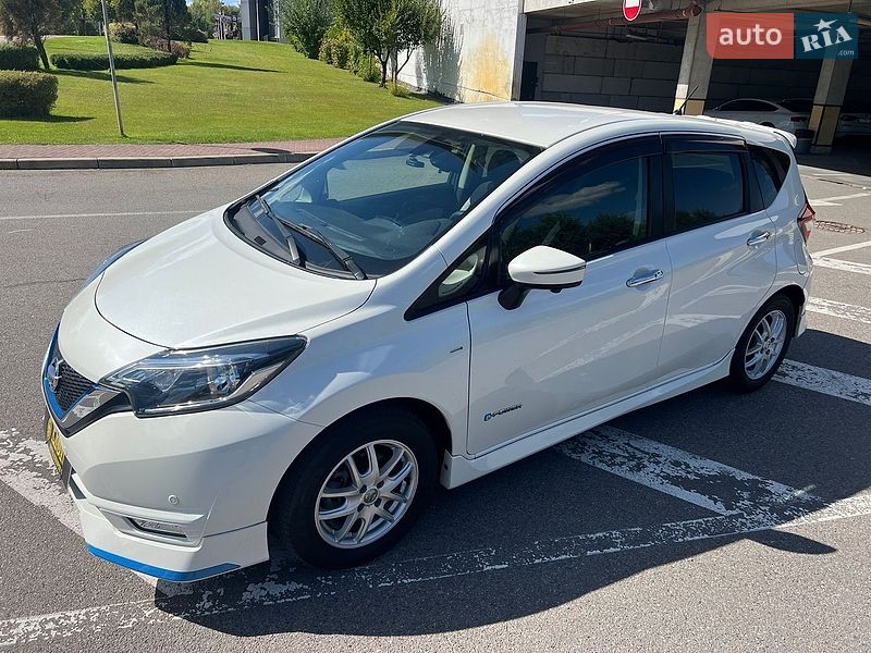 Хэтчбек Nissan Note 2018 в Киеве