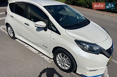 Хэтчбек Nissan Note 2018 в Киеве