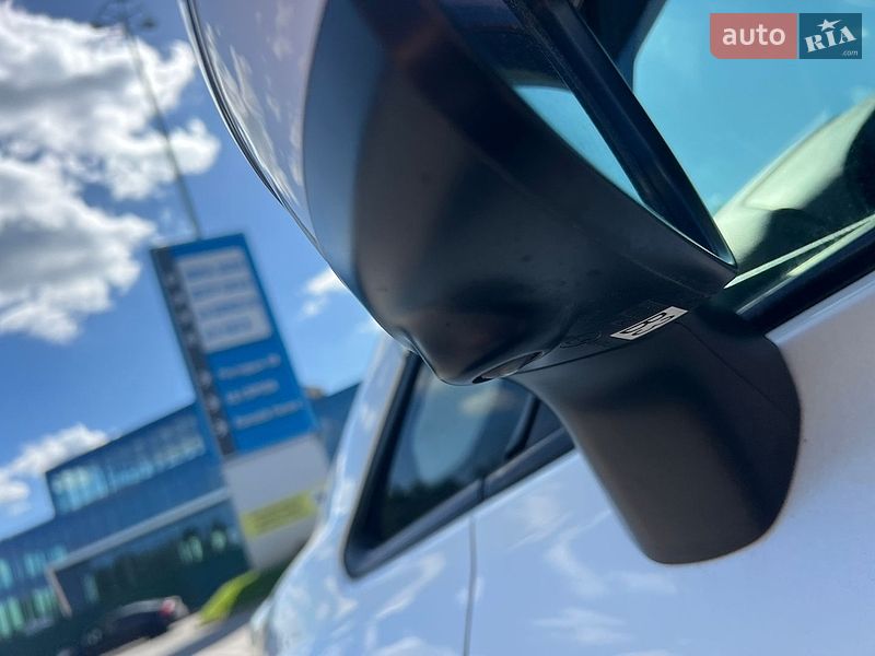 Хэтчбек Nissan Note 2018 в Киеве
