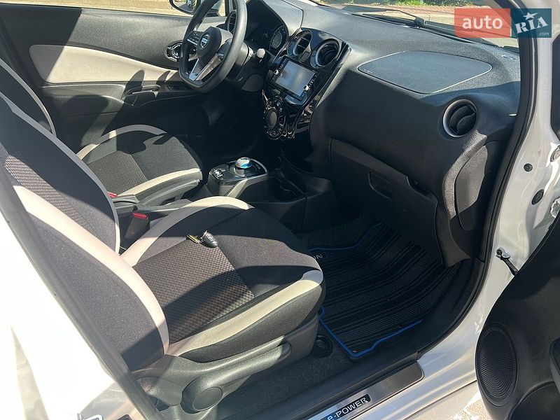 Хэтчбек Nissan Note 2018 в Киеве