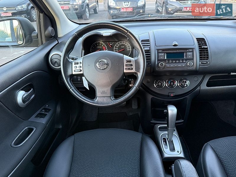 Хэтчбек Nissan Note 2012 в Виннице