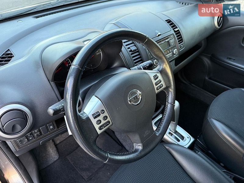 Хэтчбек Nissan Note 2012 в Виннице