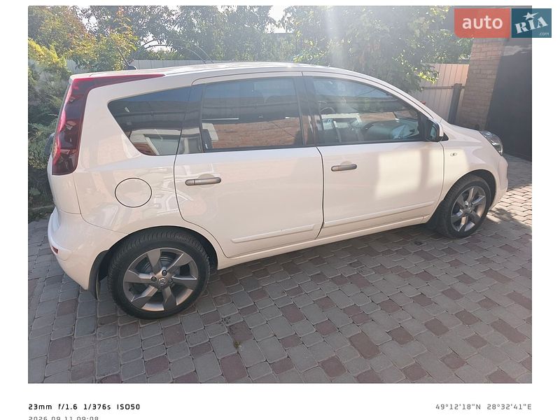 Хэтчбек Nissan Note 2011 в Виннице