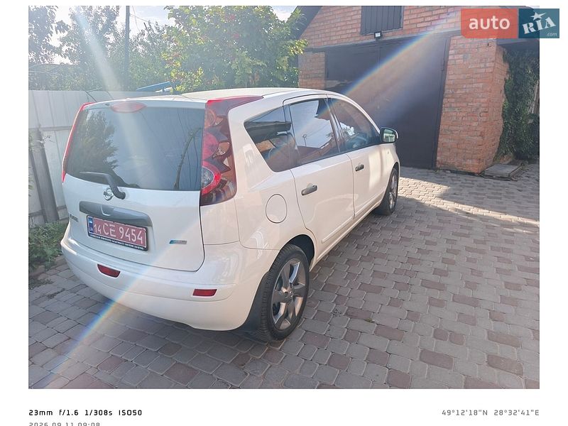 Хэтчбек Nissan Note 2011 в Виннице