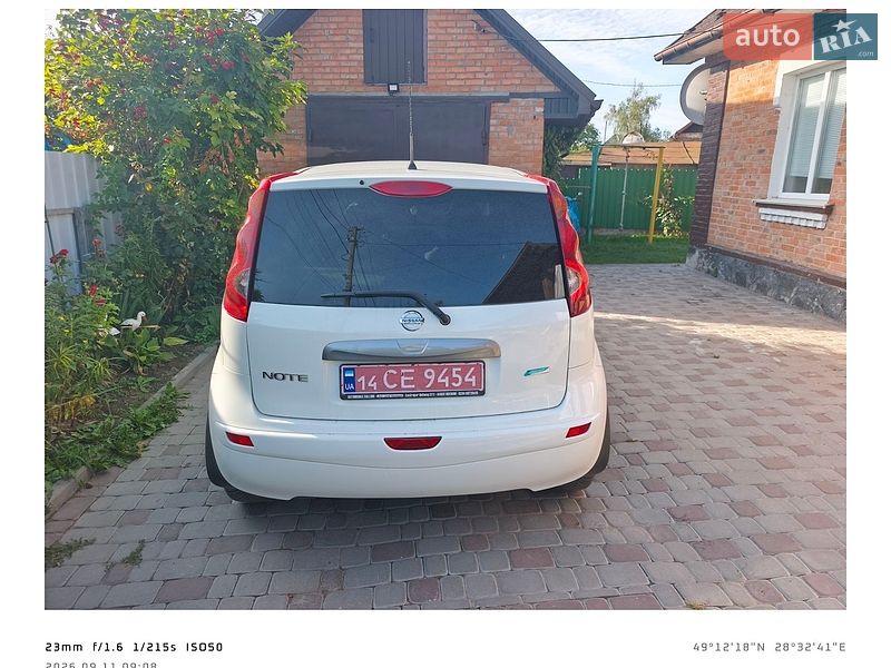 Хэтчбек Nissan Note 2011 в Виннице