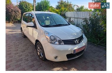 Хэтчбек Nissan Note 2011 в Виннице