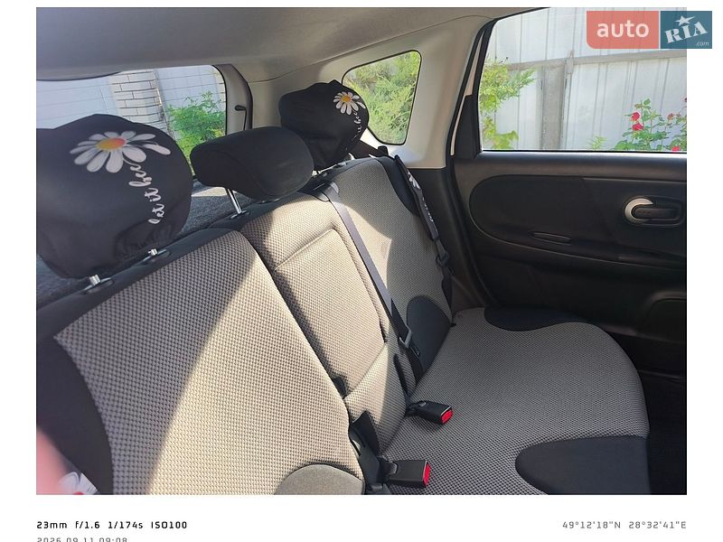 Хэтчбек Nissan Note 2011 в Виннице