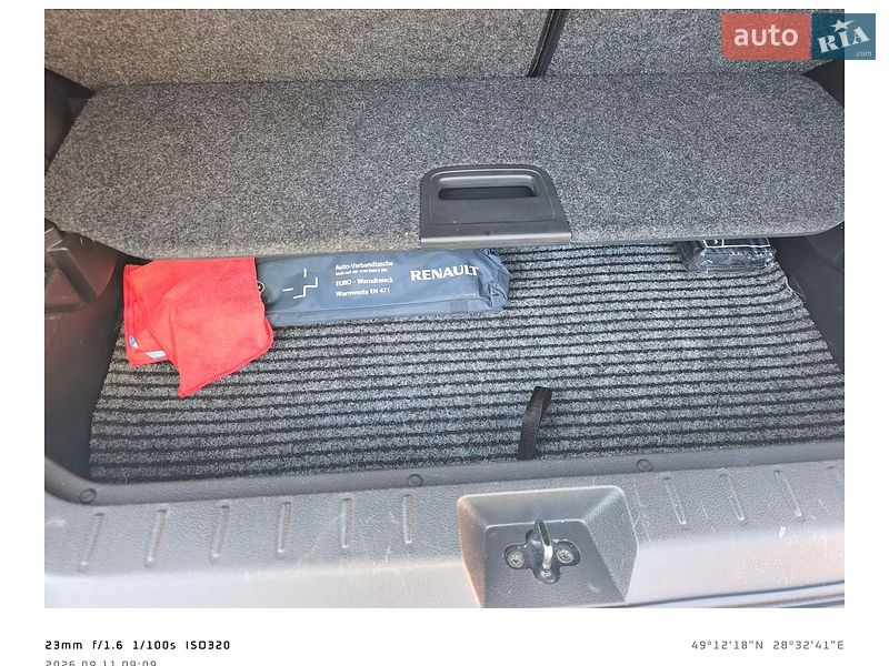 Хэтчбек Nissan Note 2011 в Виннице