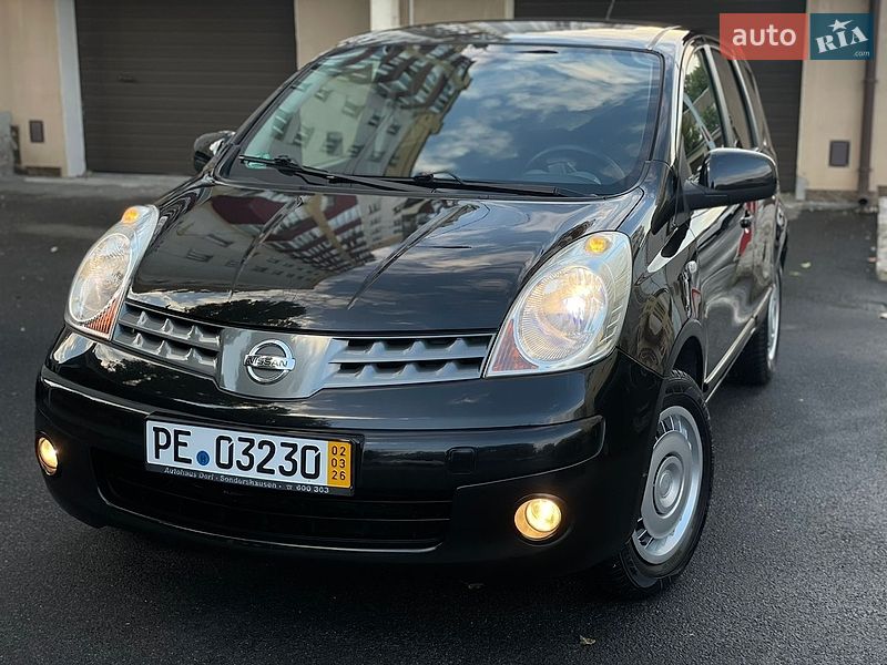 Хэтчбек Nissan Note 2007 в Хмельницком Хэтчбек Nissan Note 2007 в Хмельницком