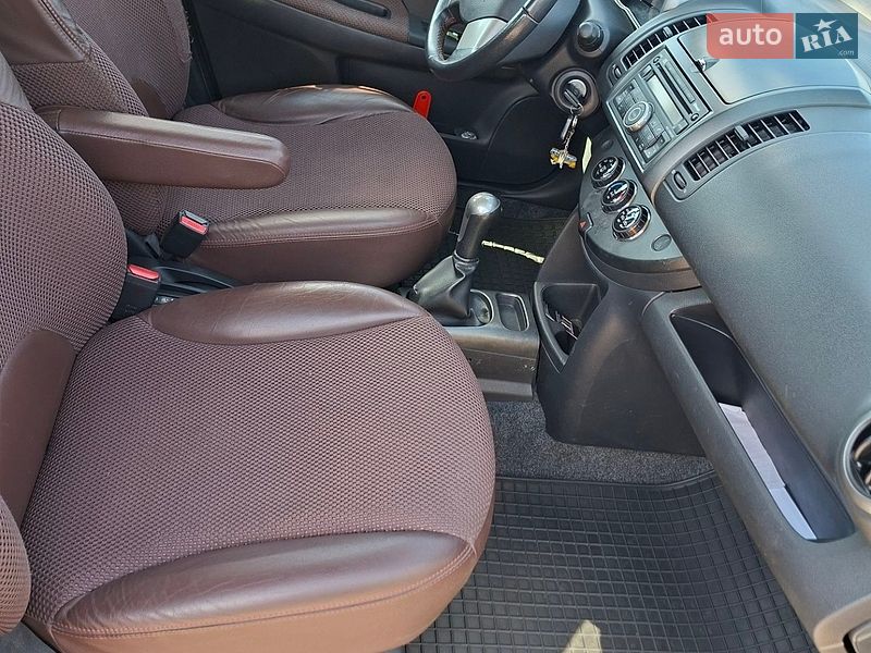 Хетчбек Nissan Note 2008 в Кагарлику фото 31 Хетчбек Nissan Note 2008 в Кагарлику