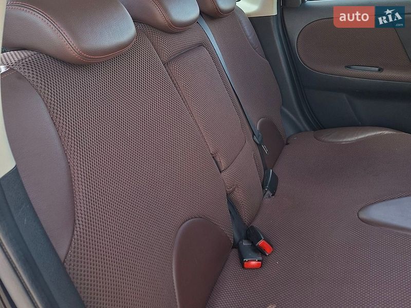 Хетчбек Nissan Note 2008 в Кагарлику фото 55 Хетчбек Nissan Note 2008 в Кагарлику