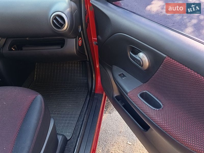 Хетчбек Nissan Note 2007 в Києві