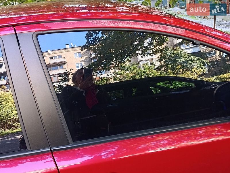 Хетчбек Nissan Note 2007 в Києві