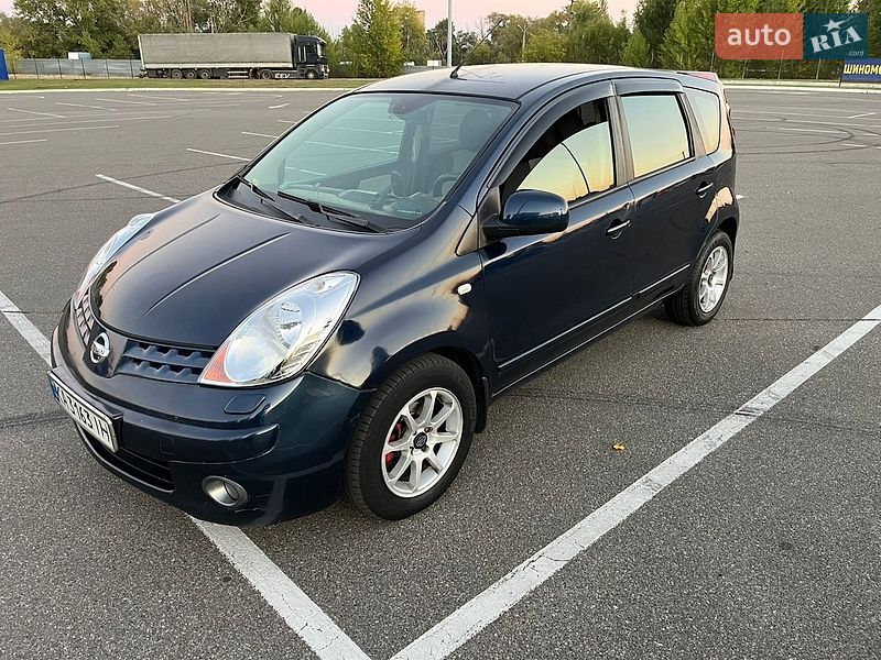 Хэтчбек Nissan Note 2007 в Киеве