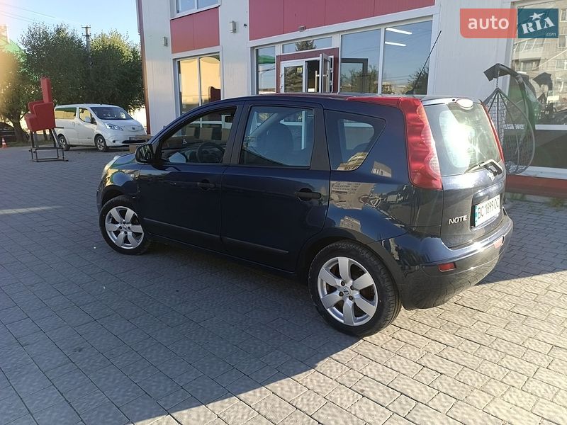 Хэтчбек Nissan Note 2008 в Дрогобыче