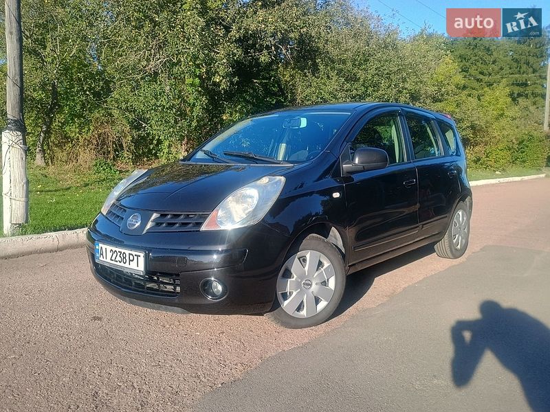 Хэтчбек Nissan Note 2008 в Прилуках