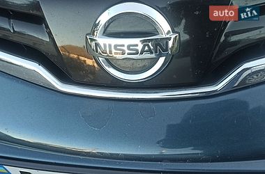 Хэтчбек Nissan Note 2012 в Владимире