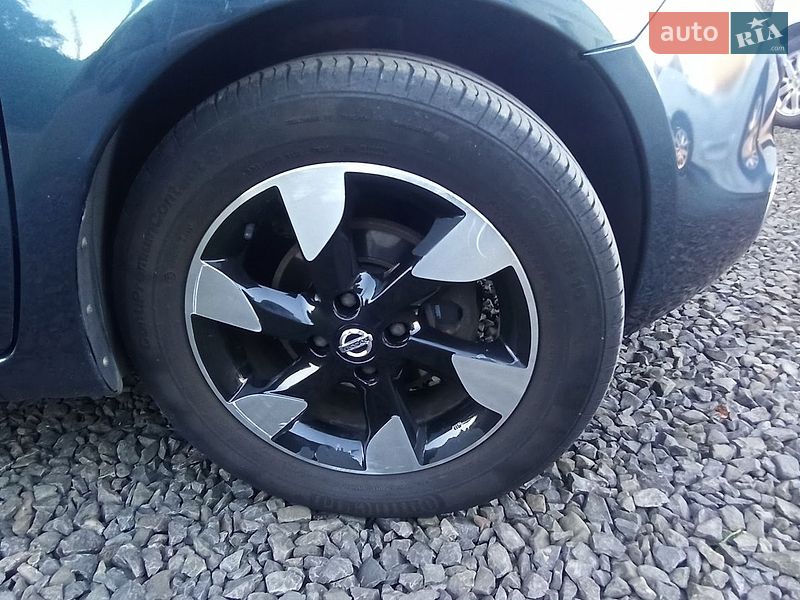 Хэтчбек Nissan Note 2012 в Владимире