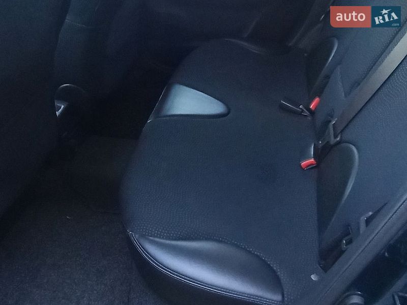 Хэтчбек Nissan Note 2012 в Владимире