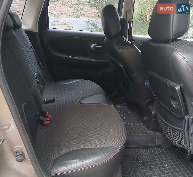 Хетчбек Nissan Note 2007 в Києві фото 2 Хетчбек Nissan Note 2007 в Києві