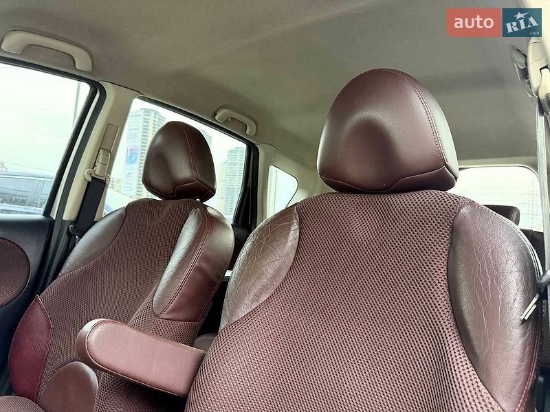 Хетчбек Nissan Note 2007 в Києві