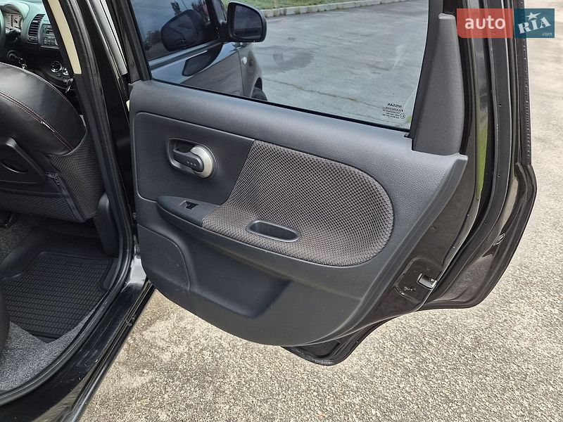Хэтчбек Nissan Note 2007 в Днепре