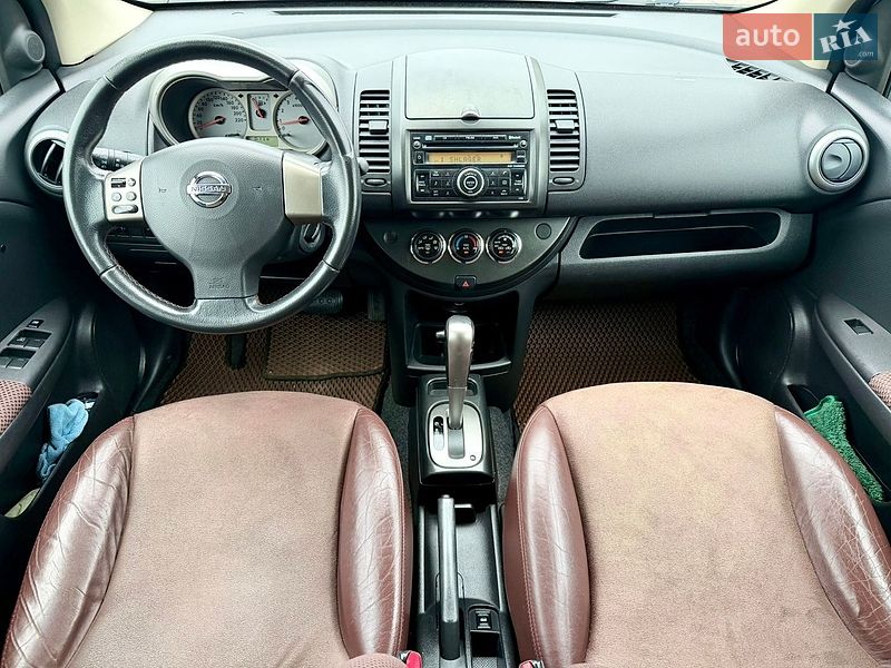 Хэтчбек Nissan Note 2008 в Ровно