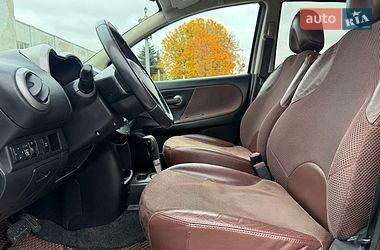 Хэтчбек Nissan Note 2008 в Ровно