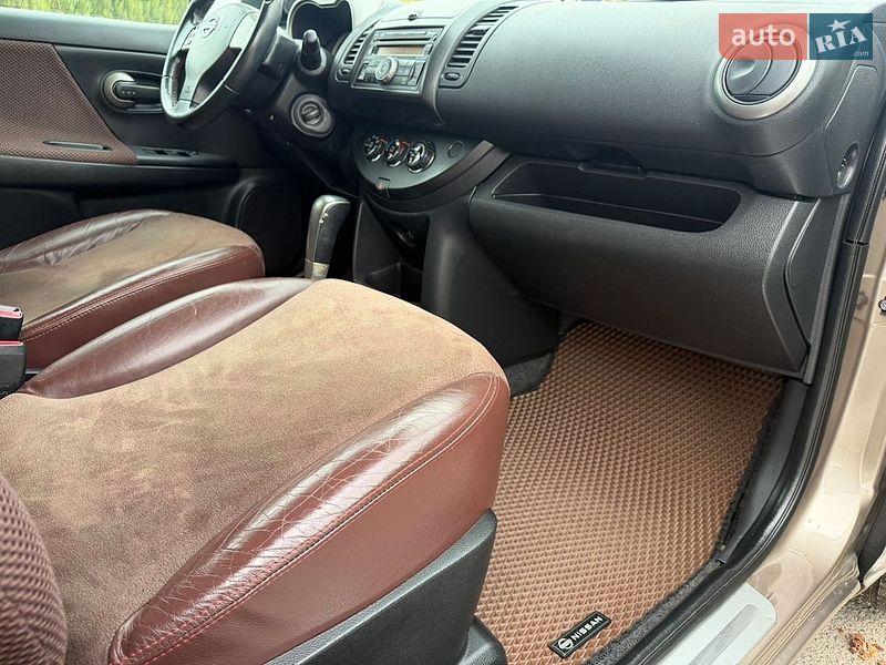 Хэтчбек Nissan Note 2008 в Ровно