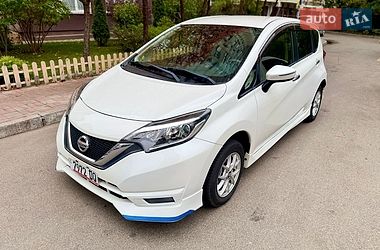 Хэтчбек Nissan Note 2016 в Киеве