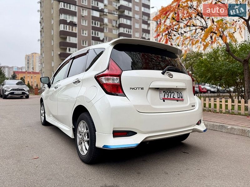 Хэтчбек Nissan Note 2016 в Киеве