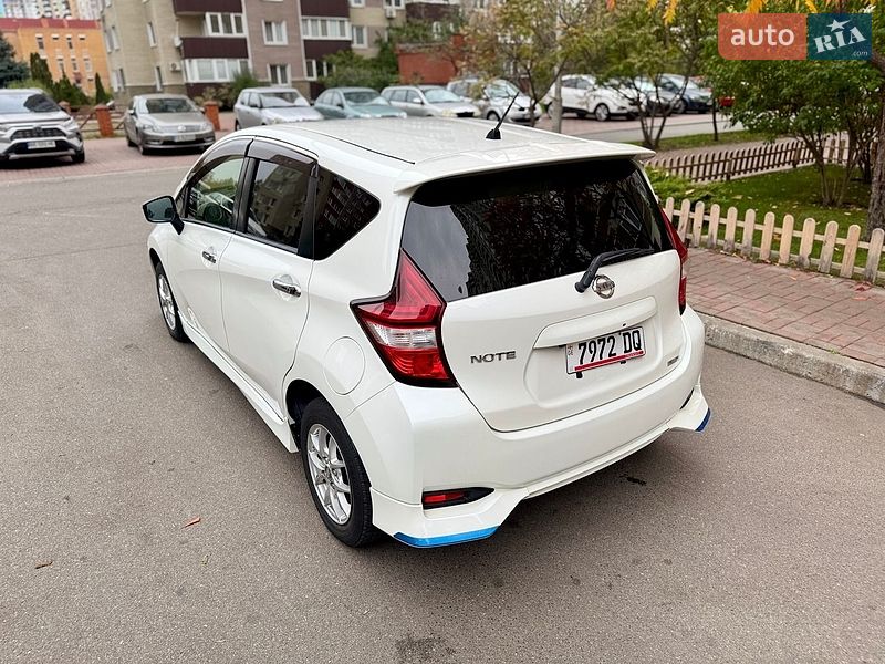 Хэтчбек Nissan Note 2016 в Киеве