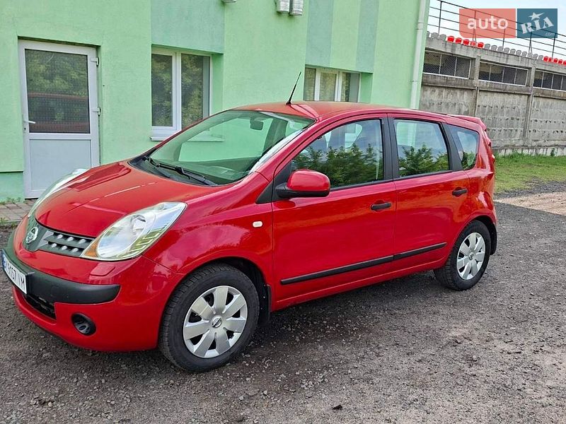 Хетчбек Nissan Note 2007 в Рівному