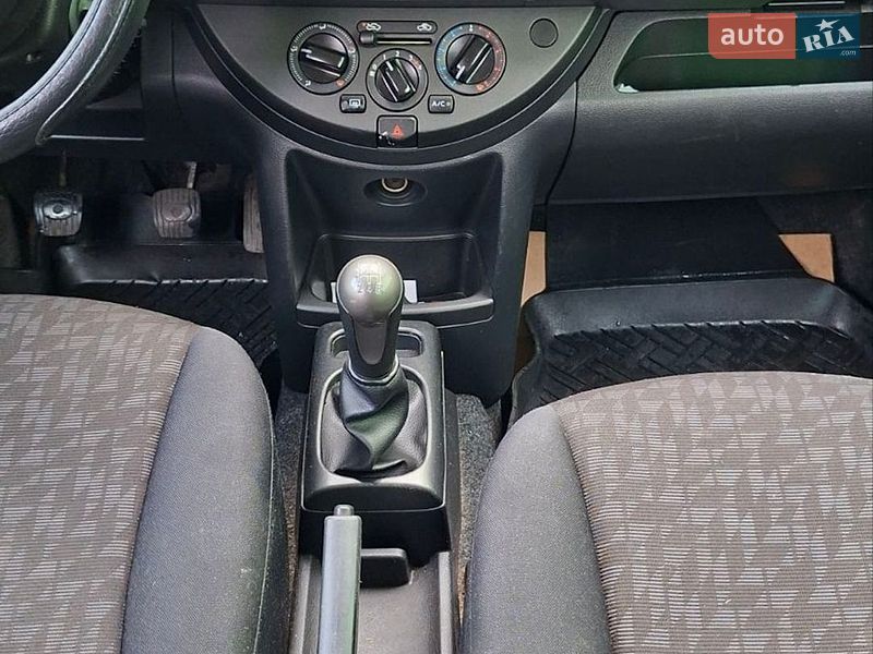 Хетчбек Nissan Note 2007 в Рівному